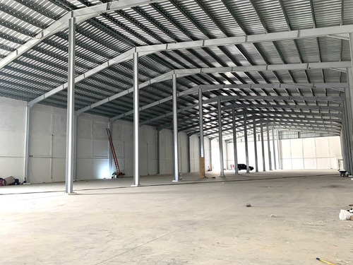 Imagen 6 de 8 de Vendo Nave Industrial En Autopista De Las Américas