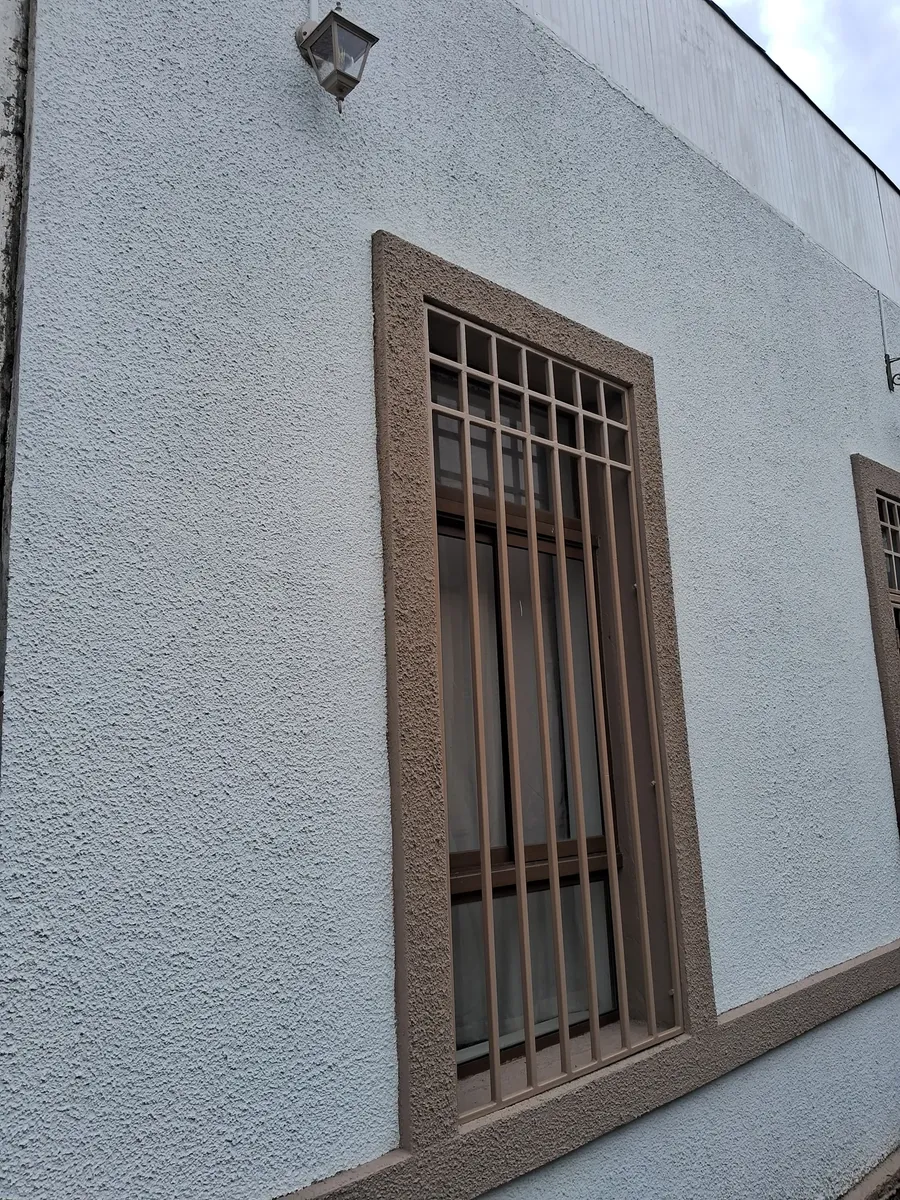 Imagen 5 de 13 de Casa Remodelada A Pasos De Línea Metro Quintanormal.