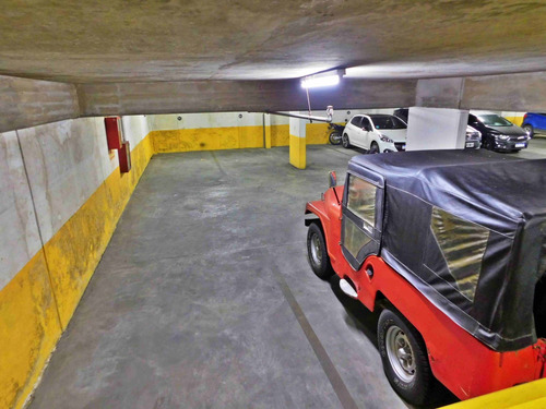 Imagen 8 de 17 de Venta De Cochera Cubierta En Villa Devoto