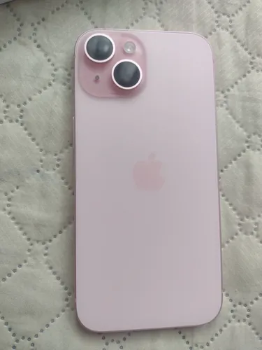 Apple iPhone 15 (256 Gb) - Rosa (Usado)