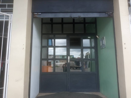 Imagen 1 de 8 de H.a En Alquiler Local Comercial Con Ubicación Estratégica En La Isabelica