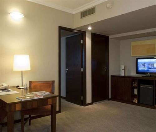 Imagem 3 de 15 de Flat Na Chácara Sto. Antonio Para Investimento - Sf4296