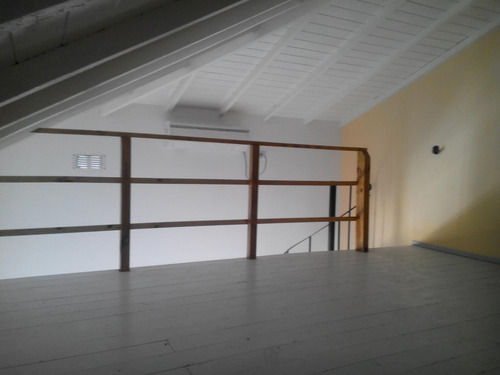 Depto 2 Amb.tipo Loft Con Cochera , Complejo Con Pisicina 2 Piso Por Escalera.sin Expensas Ni Abl