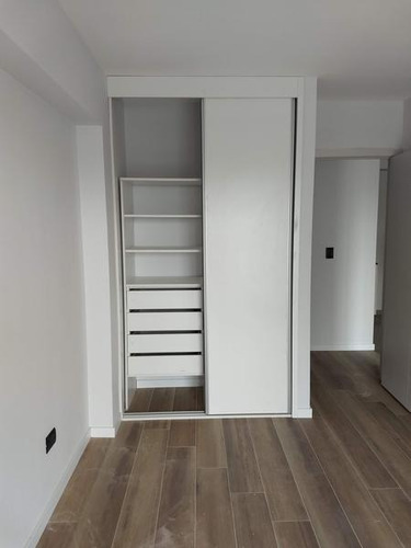 Imagen 16 de 26 de Cochera En Venta - Rosario