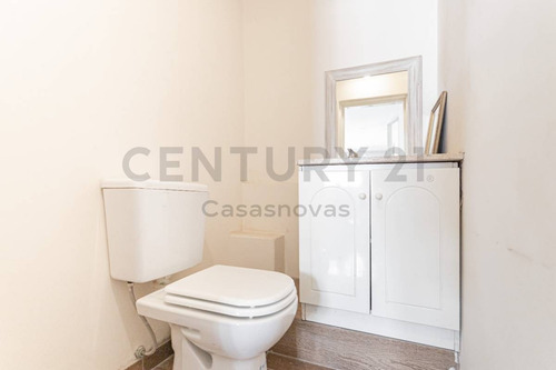 Imagen 9 de 29 de Venta Recoleta - Pza Vte Lopez - Exclusivo Piso 2 Dormitorios - Excelente Estado