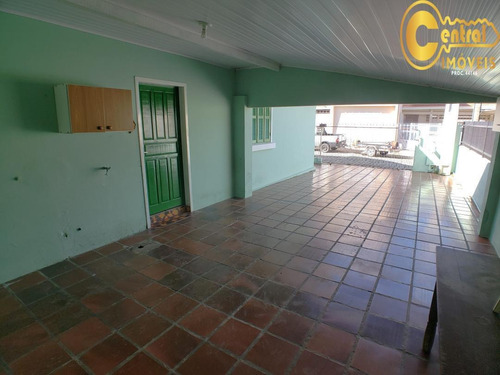 Imagem 4 de 7 de Casa Com 4 Dormitório(s) Localizado(a) No Bairro Centro Em Balneário Piçarras / Balneário Piçarras - 911