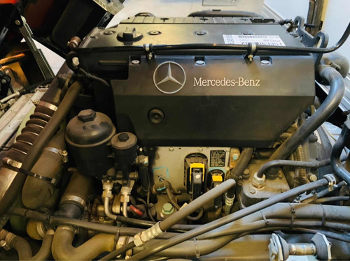 Imagen 7 de 11 de Mercedes Benz Accelo 815