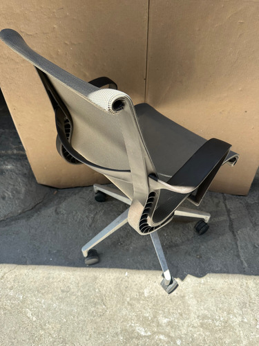 Herman Miller Setu Gris Malla (Usado)