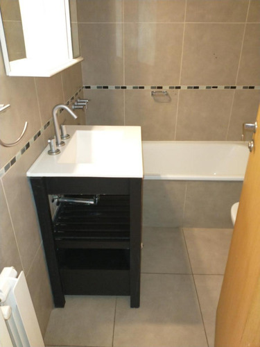 Imagen 10 de 13 de Excelente Departamento 2 Ambientes Nuevo Con Cochera. Apto Profesional. Impecable! - Olivos