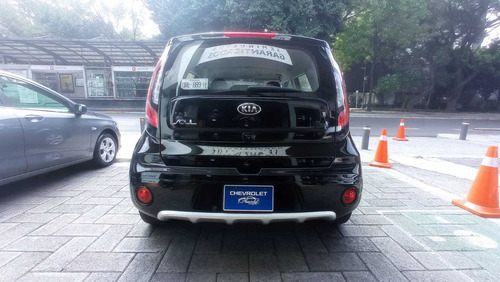 Imagen 4 de 15 de Kia Soul 1.6 Lx Mt 2018
