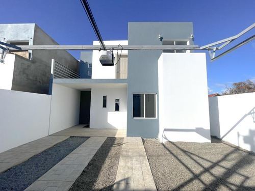 Casa En Venta Ubicada En Ej.chapultepec , Ensenada Baja California