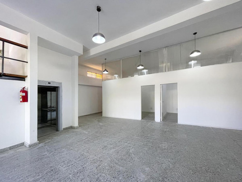 Imagen 6 de 30 de Local Comercial Apto Clínica Con 19 Privados