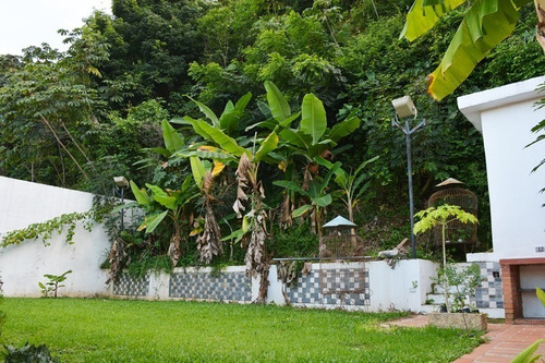 Imagen 20 de 30 de Se Vende Bella Casa De 3 Niveles Nisperos Valencia Atc-552 04125067379 04244900499