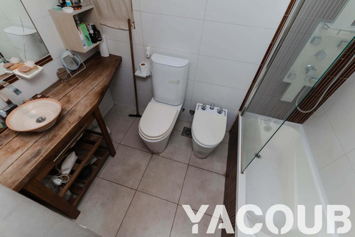 Ph En Venta - 4 Dormitorios 2 Baños - 270mts2 - Almagro