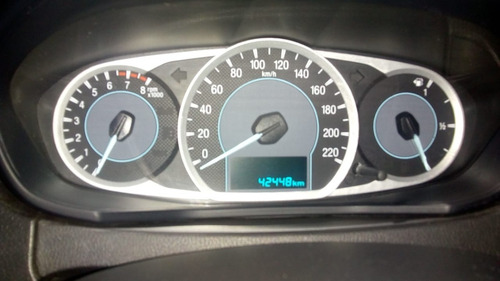 Imagem 6 de 11 de Ford Ka 1.0 18/18 Completo