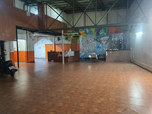 Casa En Venta Con Uso De Suelo En Col. Popo.