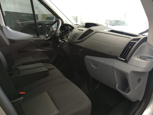 Imagen 11 de 13 de Ford Transit Larga Techo Alto 2022