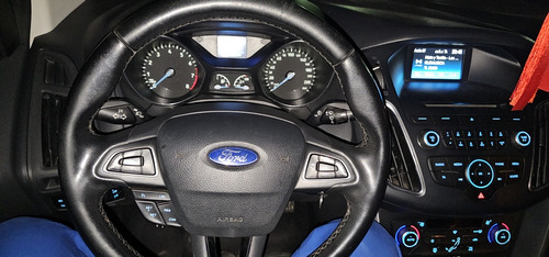 Ford Focus III 2.0 Sedan Se Plus Mt