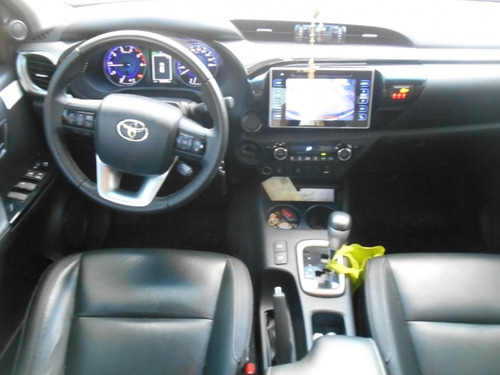 Imagem 13 de 15 de Hilux Cd Srv 4x4 2.8 Tdi Diesel Aut