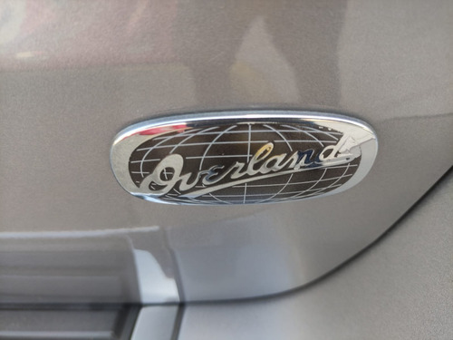 Imagen 3 de 15 de Jeep Grand Cherokee Overland 5.7 2015