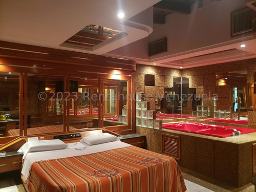 Negocio Hotel Restaurante Discoteca En Venta En Cagua Encrucijada En Venta Oportunidad De Inversion Con Local Incluido 12mil Metros Estef 25-14502