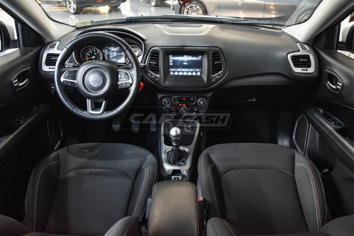 Jeep Compass 2.4 Sport Manual