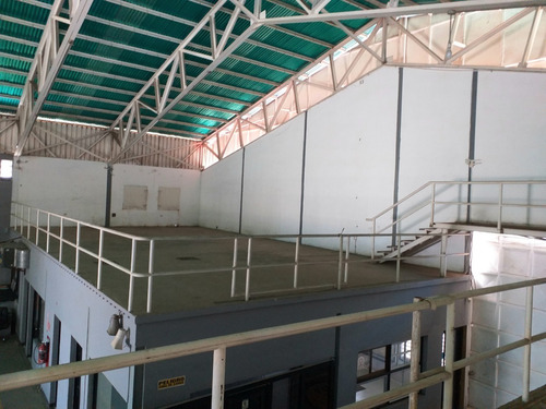 Imagen 12 de 14 de Exclusivo Local Con Galpón En Alquiler. 0414-5725250 Cod 22-22004