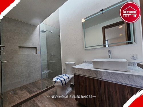 Casas En Venta En Metepec Cerca Del Parque Bicentenario Con 4 O 5 Recamaras