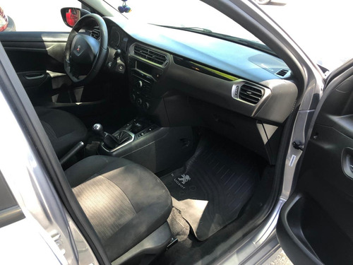 Peugeot 301 1.6 Allure
