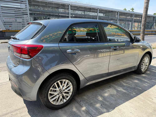 Kia Rio 1.6 Lx Hchback At