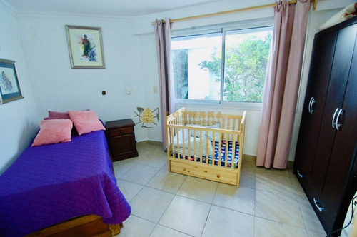 Muy Buena Casa A Pocos Metros De La Playa, Imperdible!!!- Ref: 1799