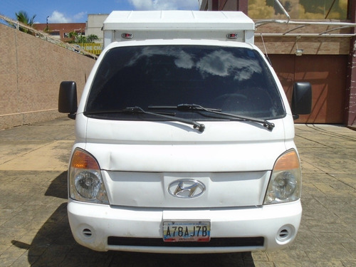 Imagen 2 de 14 de Camion Cava Hyundai H100 - Sincronica