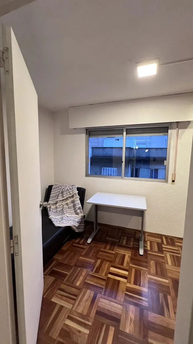 Alquiler Apartamento 3 Dormitorios Cordón Semi Amoblado · Photo 4