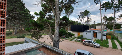 Imagen 25 de 29 de Casa En Venta En Pinamar. Zona Bosque. Oportunidad!