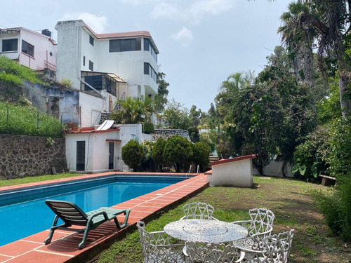 Miraval A Unas Cuadras De Plaza Cuernavaca - Roq-968-cs