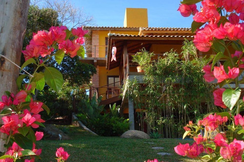 Imagem 2 de 26 de Casa À Venda Em Ponta Das Canas, Florianópolis. Cercada Pela Natureza Com Vista Privilegiada Para O Mar , 315 M², 2 Dormitórios, 1 Suíte E 4 Vagas. - Ca0555