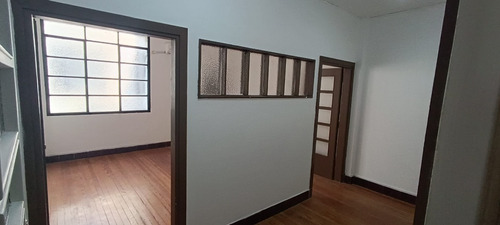 Ciudad Vieja Oficina Estudio Consultorio Escritorio Solo Comercial No Vivienda