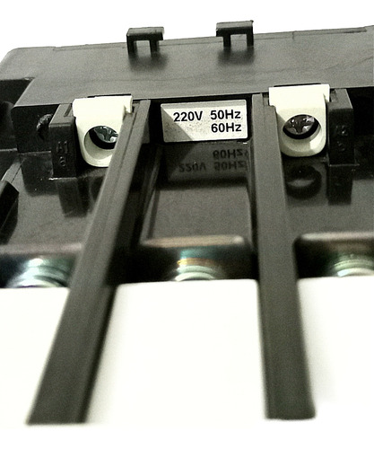 Contactor 65 Amp, Bobina 220vac, Cnu-65, Metaltex...
