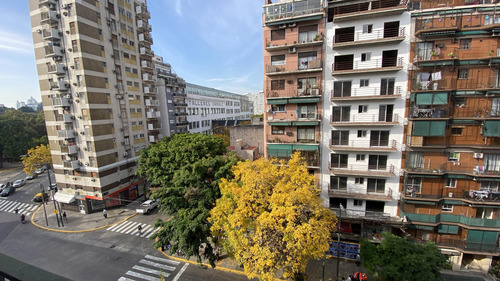 Departamento En Venta Ubicado En San Telmo, Capital Federal, Buenos Aires