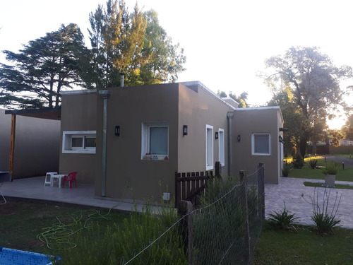 Casa En Venta 2 Dormitorios Barrio Cerrado Las Araucarias