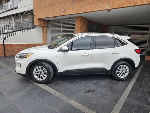Ford Escape Hibrid