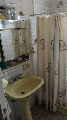 Imagen 9 de 13 de Casa Venta Isidro Casanova