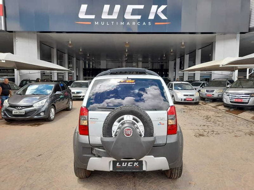 Imagem 4 de 12 de Fiat Fiat Idea Adventure Dual 2010