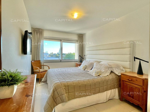 Imagen 4 de 12 de Apartamento De Dos Dormitorios En Venta Punta Del Este - Punta Del Este Peninsula