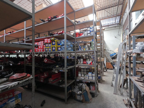 Edificios Comercial En Venta En Centro Barquisimeto Lara -- %%m-c-t%% Cod. 24 Guion 5 3 8 1