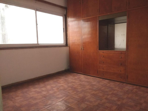 Imagen 3 de 12 de Departamento En Venta De 3 Ambientes En San Telmo