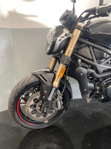 Benelli 752s 2022