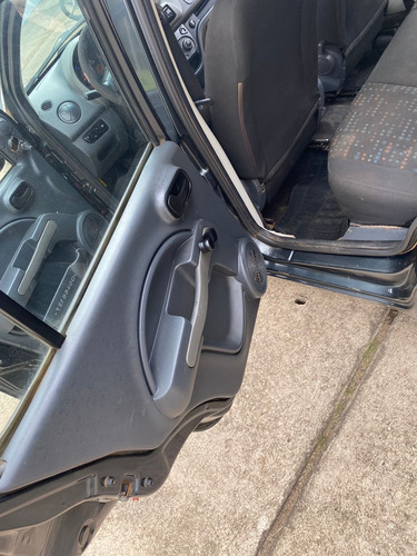 Fiat Uno 1.0 Vivace Flex 5p
