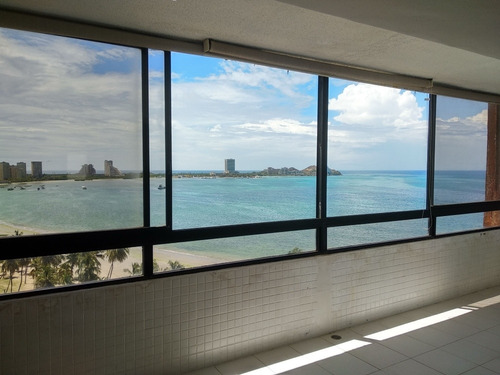 Imagen 2 de 10 de Margarita, Apartamento Vacacional A Orillas De La Playa.