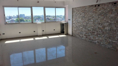 Imagen 3 de 6 de Galpon De 1.500 Mts2 C/ Oficinas, Montacarga, Baños, Vest